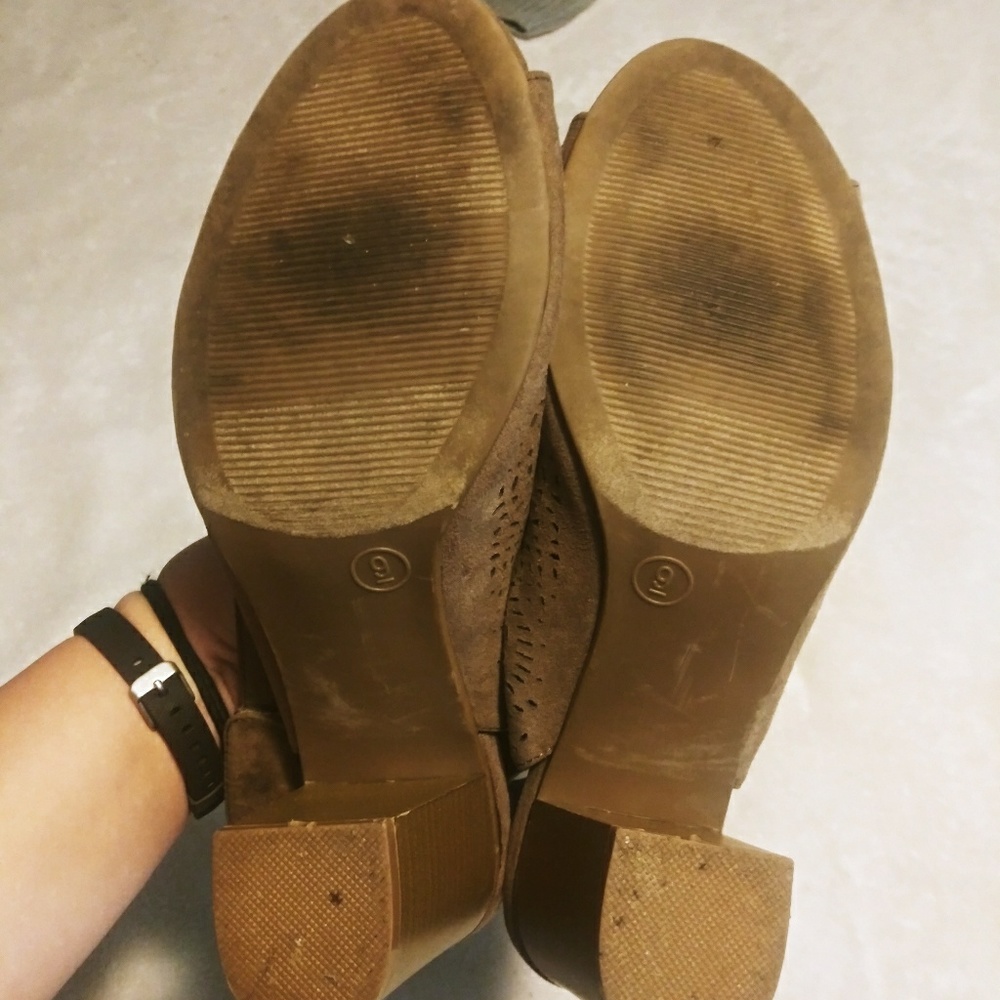 Cutout Booties - Picture 3 of 3
